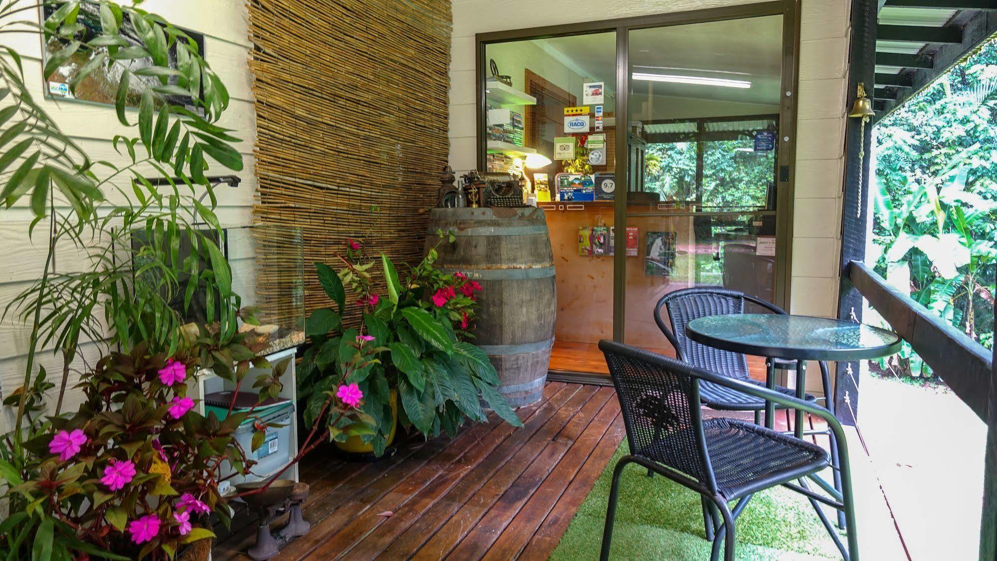 Crater Lakes Rainforest Cottages Yungaburra Exterior foto